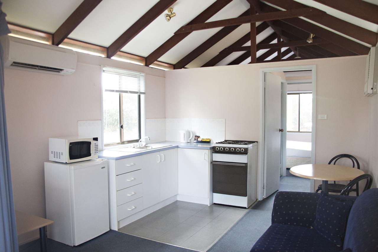 Nepean Shores By Gateway Lifestyle Holiday Parks Penrith Bagian luar foto