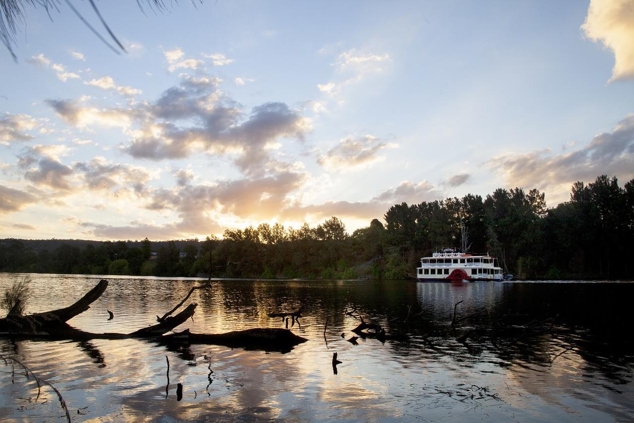Nepean Shores By Gateway Lifestyle Holiday Parks Penrith Bagian luar foto